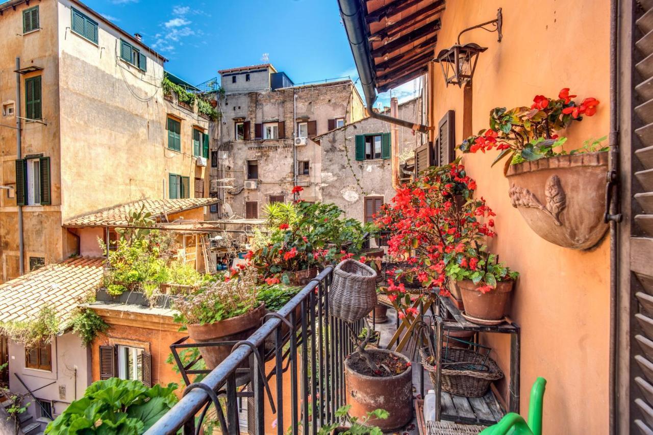 The Red House At Arco Degli Acetari Ρώμη Εξωτερικό φωτογραφία